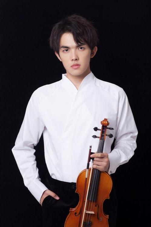 圈内人爆料李柄熹